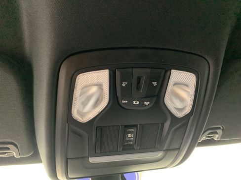 Used 2021 RAM 1500 Big Horn RWD image 28