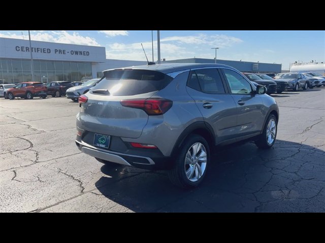 Certified 2024 Buick Encore GX Preferred w/ Comfort Package FWD image 8