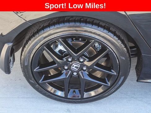 Used 2024 Honda Civic Sport image 11