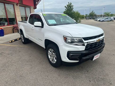 Used 2021 Chevrolet Colorado LT w/ Fleet Safety Package RWD image 3