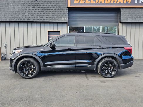 Used 2023 Ford Explorer ST-Line w/ Class IV Trailer Tow Package image 8