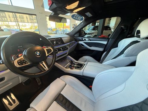 Used 2022 BMW X6 M Competition w/ Competition Package image 22