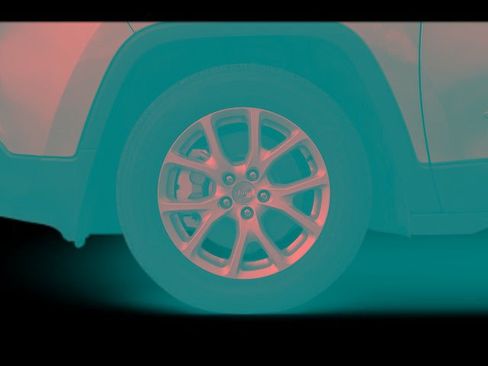 Used 2015 Jeep Cherokee Latitude w/ Comfort/Convenience Group image 11