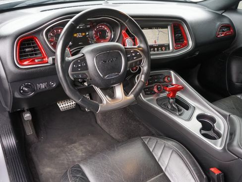 Used 2016 Dodge Challenger SRT Hellcat image 15