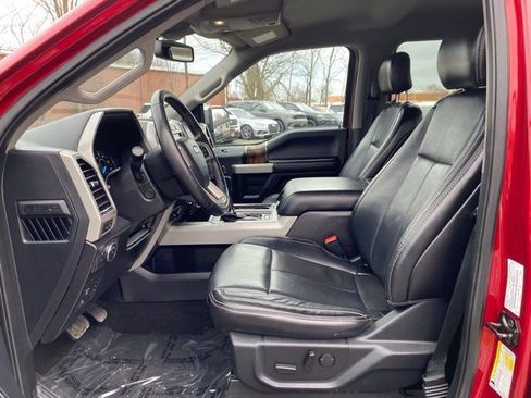 Used 2019 Ford F150 Lariat w/ Equipment Group 502A Luxury AWD/4WD image 26