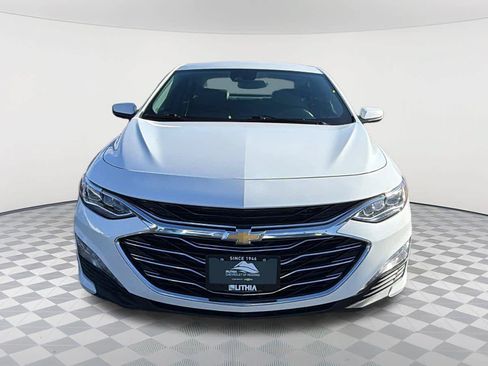 Used 2024 Chevrolet Malibu LT FWD image 2