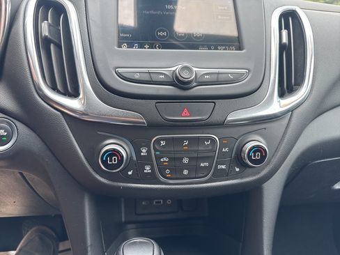 Used 2019 Chevrolet Equinox LT w/ Driver Convenience Package FWD image 23