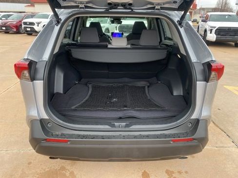 Used 2025 Toyota RAV4 XLE w/ Convenience Package image 10