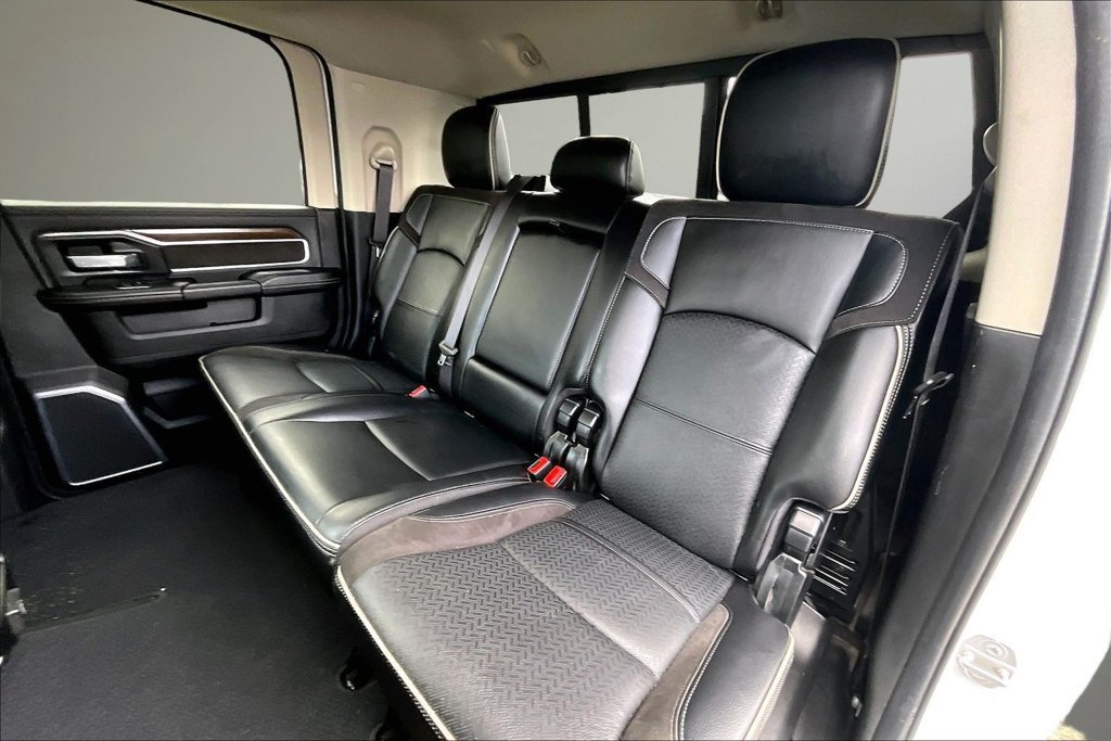 Used 2023 RAM 3500 Laramie AWD/4WD image 23