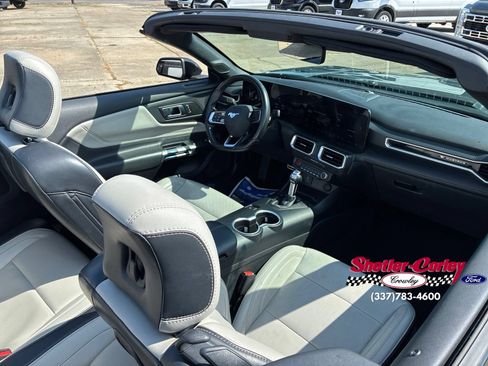 Used 2024 Ford Mustang Premium RWD image 13