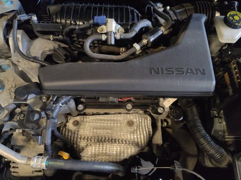 Used 2019 Nissan Rogue S AWD/4WD image 30