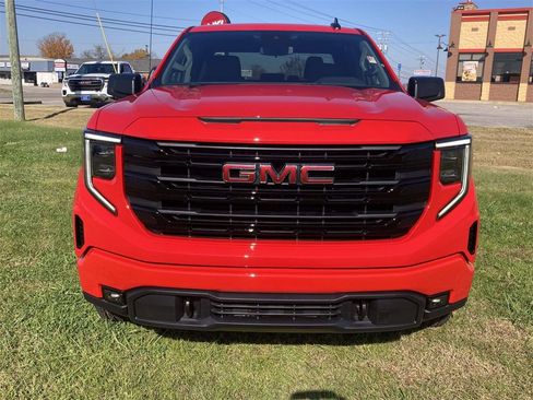 New 2026 GMC Sierra 1500 Elevation image 9