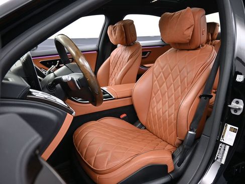Used 2023 Mercedes-Benz S 580 4MATIC Sedan image 5