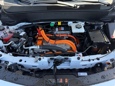 New 2027 Chevrolet Bolt LT w/ Comfort Package FWD image 20