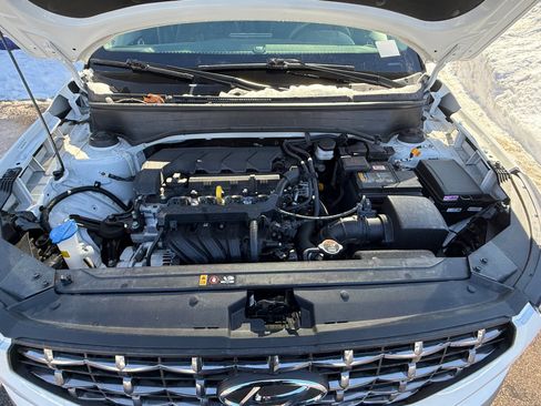 New 2025 Hyundai Venue SEL FWD image 33