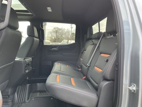 Used 2025 GMC Sierra 1500 AT4 w/ AT4 Premium Package image 43