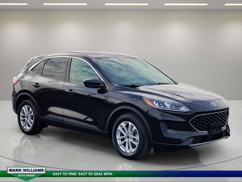 Used 2020 Ford Escape SE image 1
