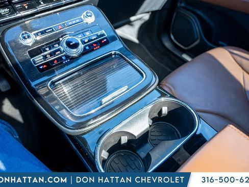 Used 2023 Lincoln Nautilus Reserve AWD/4WD image 16