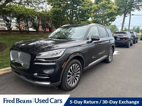 Used 2023 Lincoln Aviator Reserve w/ Elements Package Plus AWD/4WD image 3