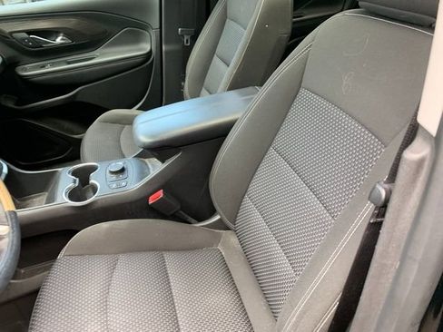 Used 2022 GMC Terrain SLE w/ Driver Convenience Package AWD/4WD image 7