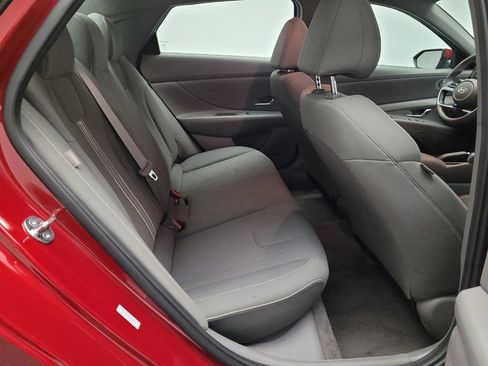 Used 2024 Hyundai Elantra SEL image 19