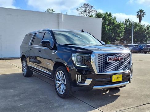 Used 2022 GMC Yukon XL Denali RWD image 20