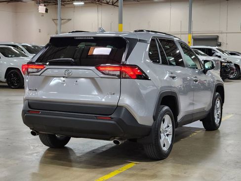 Used 2022 Toyota RAV4 XLE image 8