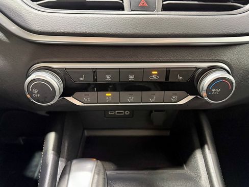 Used 2020 Nissan Altima 2.5 SR w/ Premium Package image 20