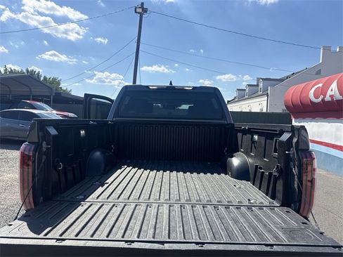 Used 2022 Toyota Tundra Limited image 24