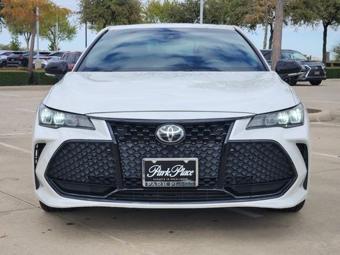 Used 2020 Toyota Avalon XSE image 8