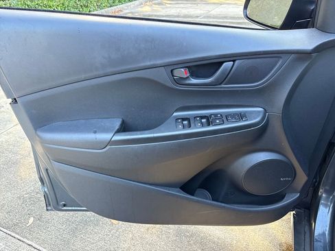 Used 2020 Hyundai Kona SEL Plus image 16