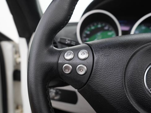 Used 2006 Mercedes-Benz SLK 350 image 21