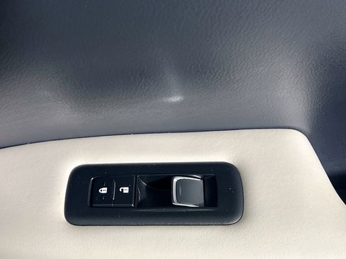 Used 2021 Lexus RX 350 FWD w/ Accessory Package image 32