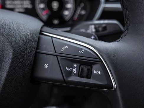 Certified 2025 Audi Q3 2.0T Premium Plus w/ Premium Plus Package image 15