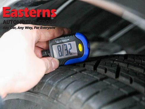 Used 2022 Nissan Armada SV w/ SV Appearance Package image 29