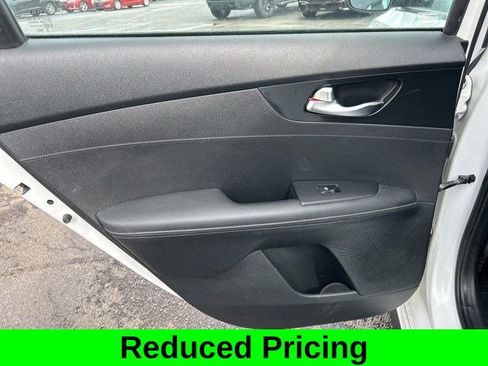 Used 2023 Kia Forte GT-Line image 38