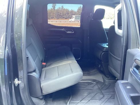 Used 2023 Chevrolet Silverado 1500 LT RWD image 44