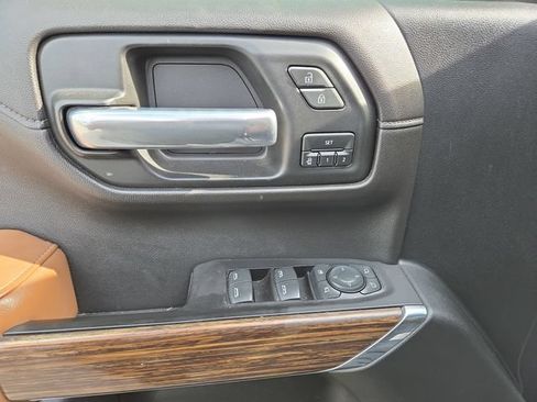 Used 2019 Chevrolet Silverado 1500 High Country AWD/4WD image 19