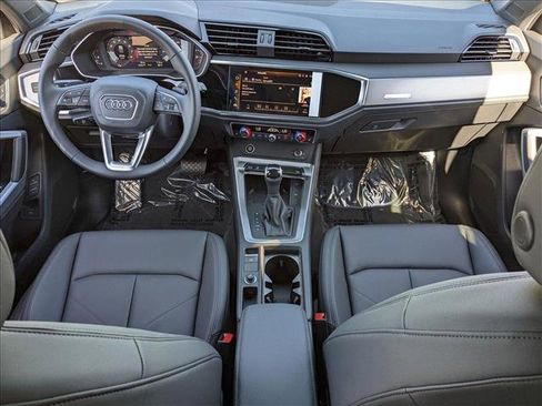 New 2025 Audi Q3 2.0T Premium image 13