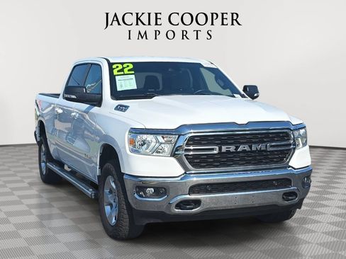 Used 2022 RAM 1500 Big Horn AWD/4WD image 3
