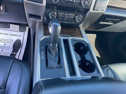 Certified 2020 Ford F150 Lariat image 21