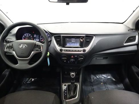 Used 2019 Hyundai Accent SE FWD image 14