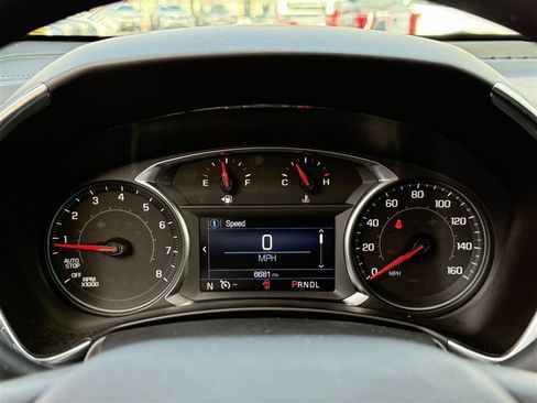 Used 2023 Chevrolet Equinox LT image 19