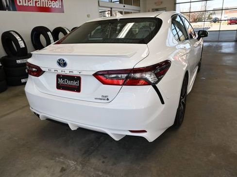 Used 2023 Toyota Camry SE w/ Cold Weather Package FWD image 6