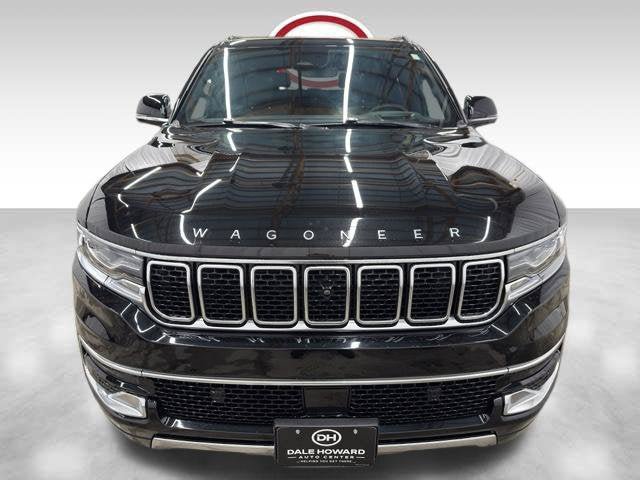 Used 2025 Jeep Wagoneer L Series III w/ Premium Group I AWD/4WD image 8