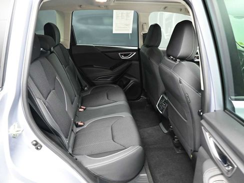 Used 2021 Subaru Forester Premium AWD/4WD image 46