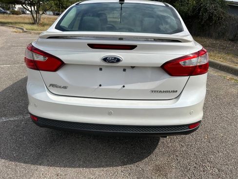 Used 2012 Ford Focus Titanium image 5