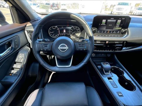 Certified 2023 Nissan Rogue SL w/ SL Premium Package image 6