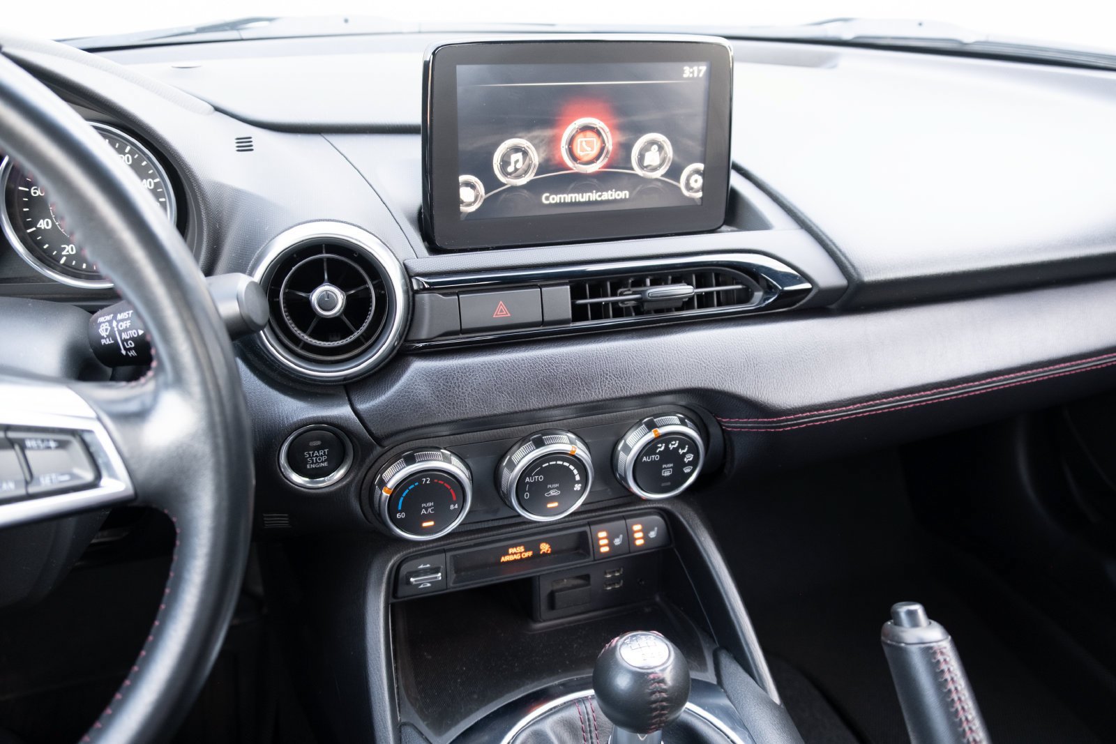 Used 2018 MAZDA MX-5 Miata RF Grand Touring RWD image 2