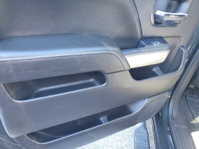 Used 2018 Chevrolet Silverado 1500 LT w/ All Star Edition AWD/4WD image 15